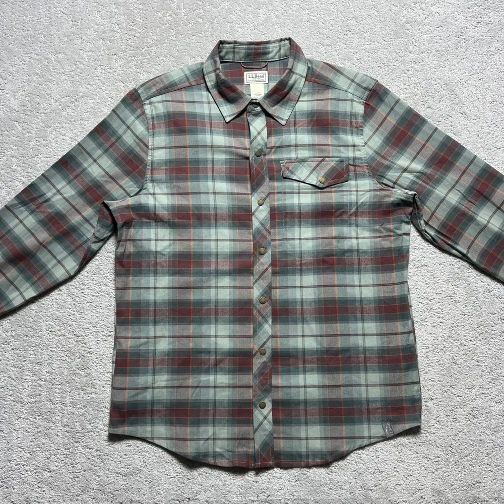 LL Bean Mountainside Brushed Performance Shirt Mens M Plaid Red Green Snap Front - Picture 3 of 16
